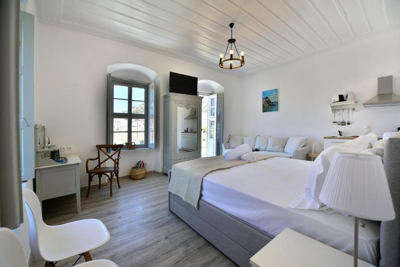 Hydra Art Suites Buitenkant foto