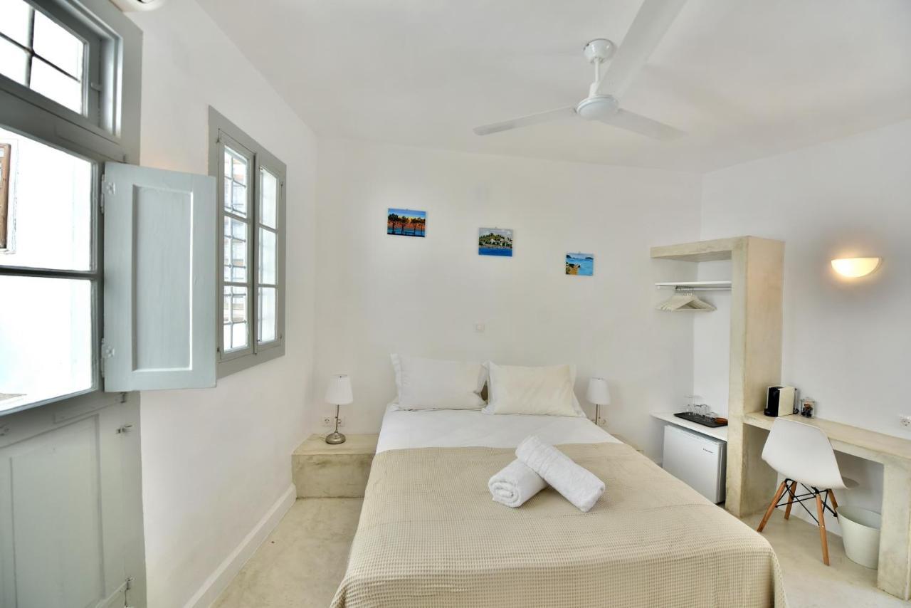 Hydra Art Suites Buitenkant foto
