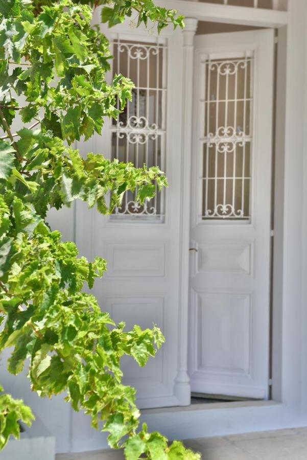 Hydra Art Suites Buitenkant foto