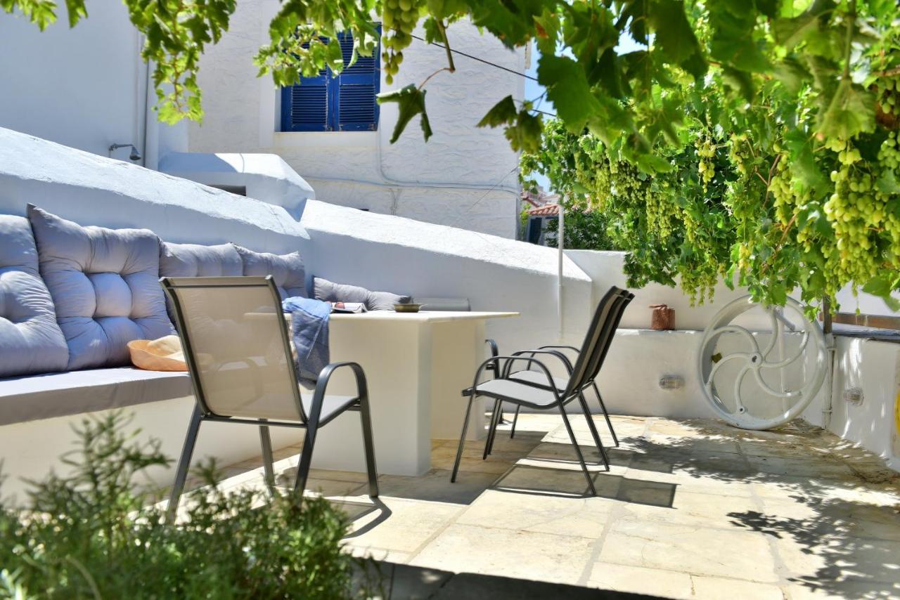 Hydra Art Suites Buitenkant foto