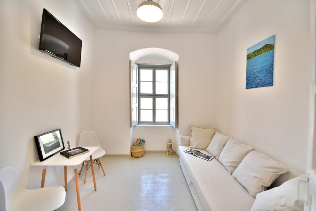 Hydra Art Suites Buitenkant foto