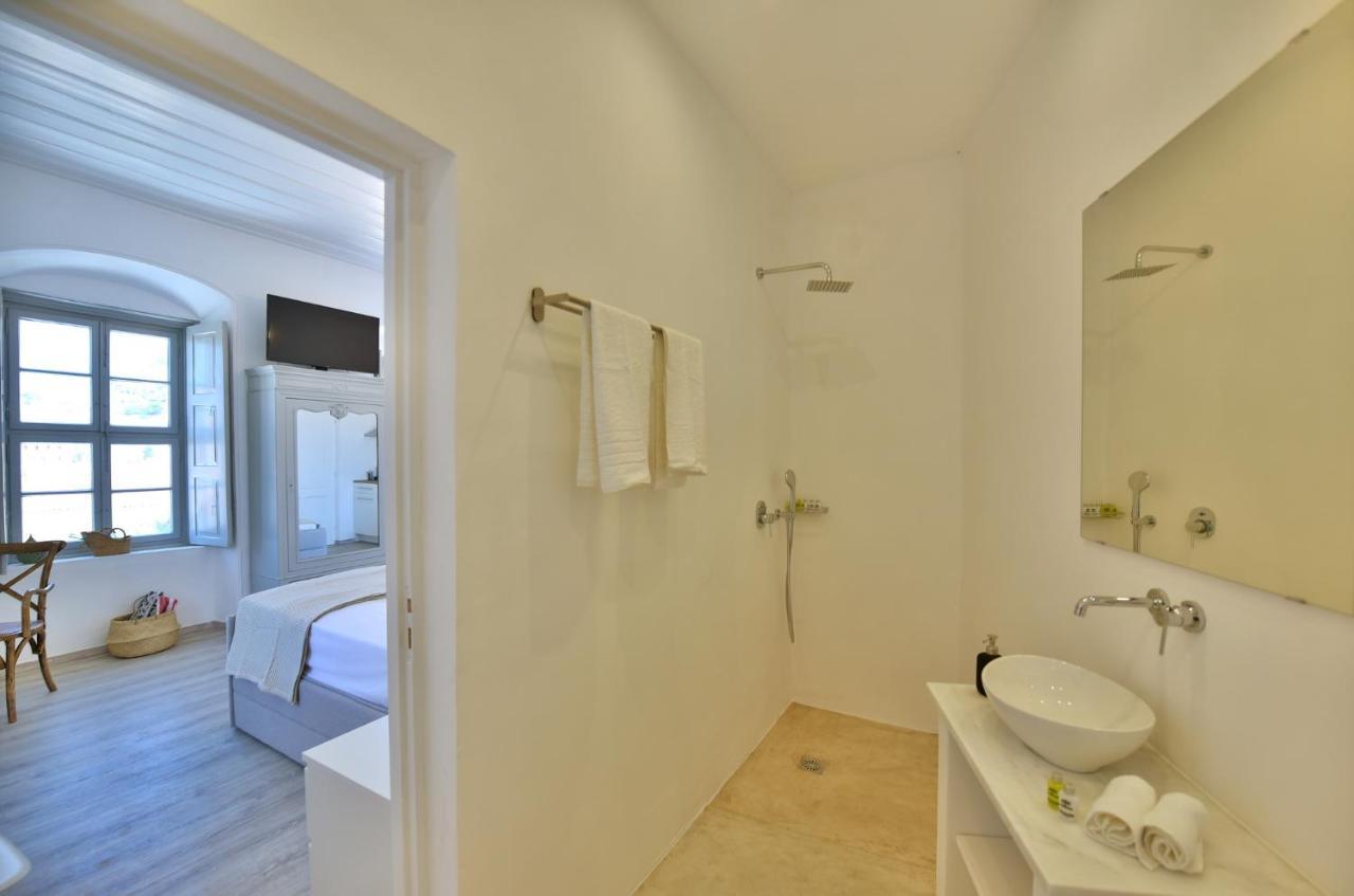 Hydra Art Suites Buitenkant foto